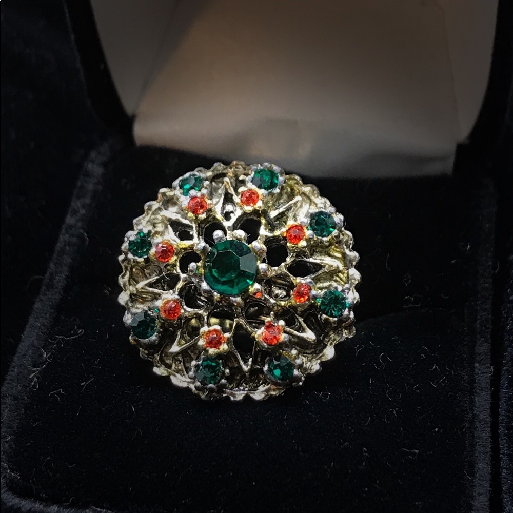 Gorgeous Vintage Multi Stone Ring